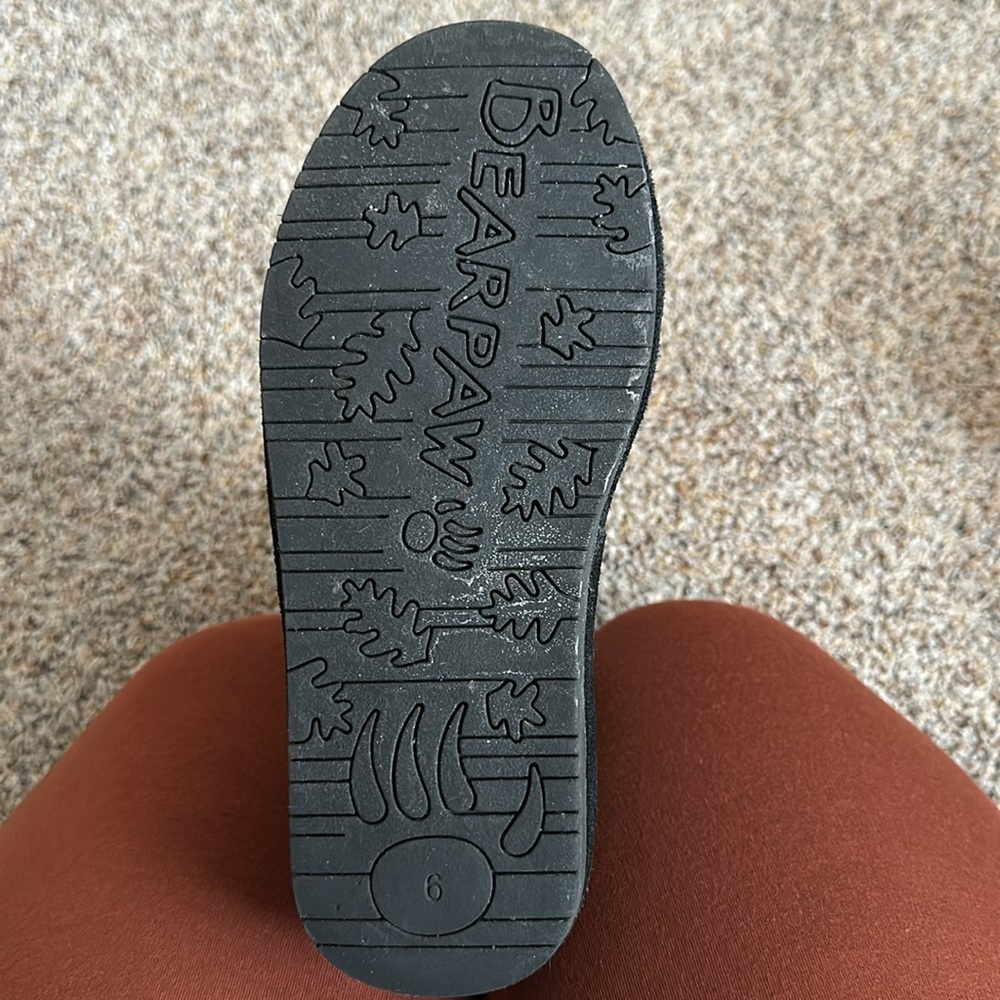 BearPaw suede black boots barely worn - Picture 5 of 6